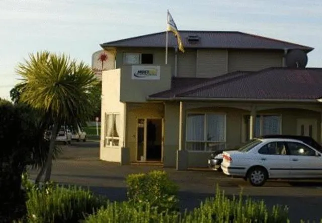 Shortland Court Motel - Image 1