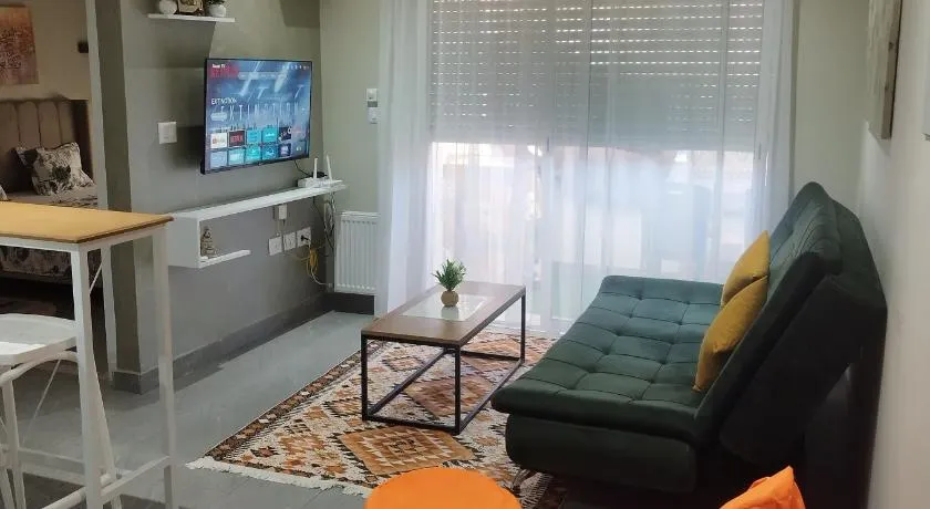 Appartement Cosy calme et climatisé avec WIFI Rapide - Image 1