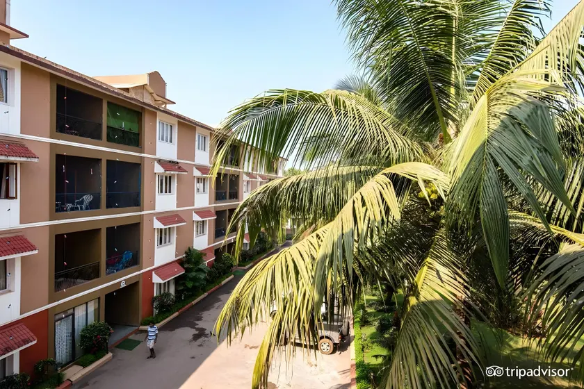 Candolim Beach, Pool view ,1bhk - Image 1