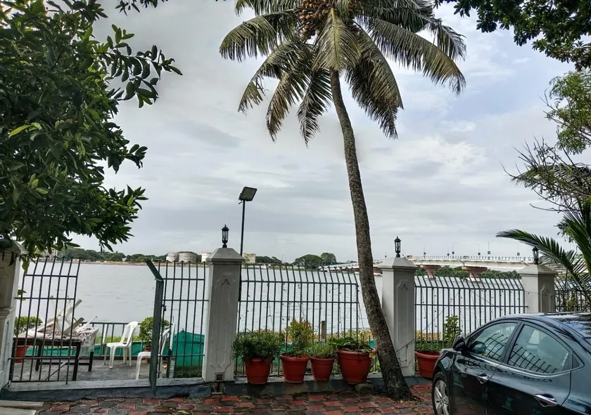 Vaiga Homes - Vembanadu Lakeview Retreat - Image 1