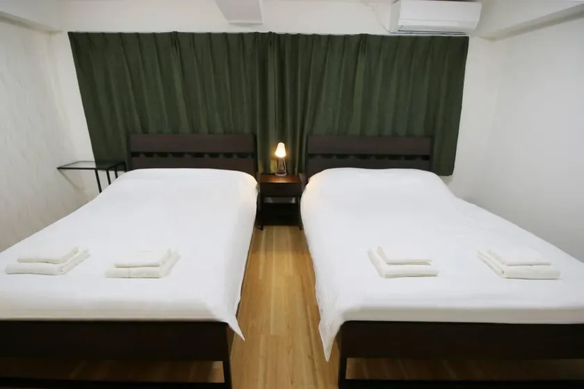 Uhome Sendagi Apartment - Image 1
