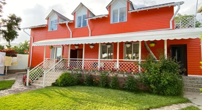 Osobyi Guest house - Image 1