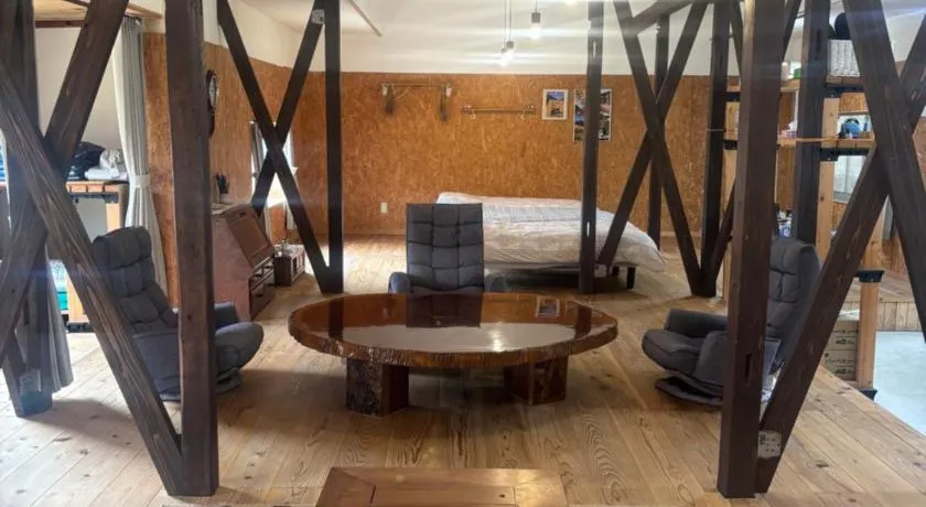 美祢自然の中でゆったり過ごす一棟貸し掘っ立て小屋遊々 - Image 1