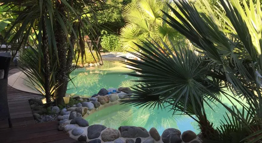 Domaine Le Village - Image 1