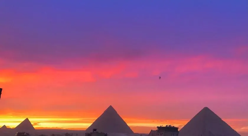 Studio Farida Pyramids View - Image 1