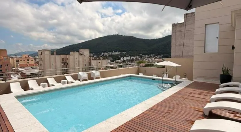 Hotel Alvarado Suites - Image 1