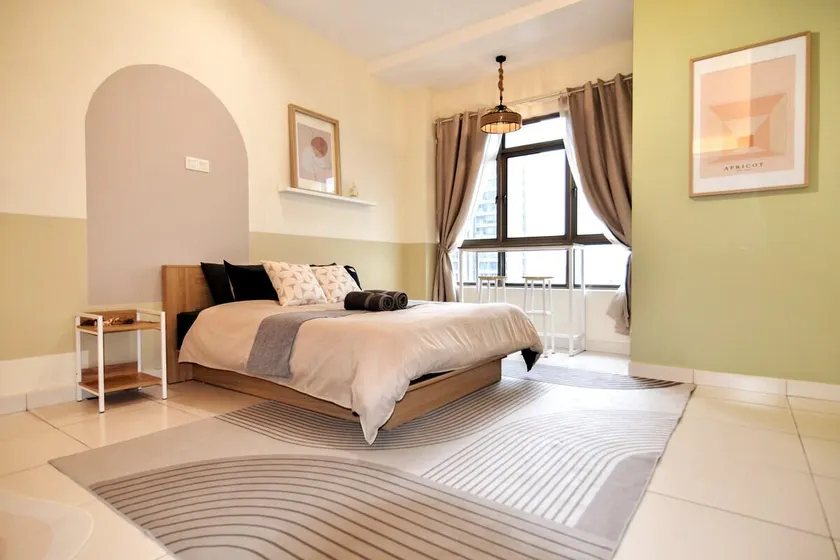 KL Art Nouveau Suite, MRT, Free Parking, Self Check In - Image 1