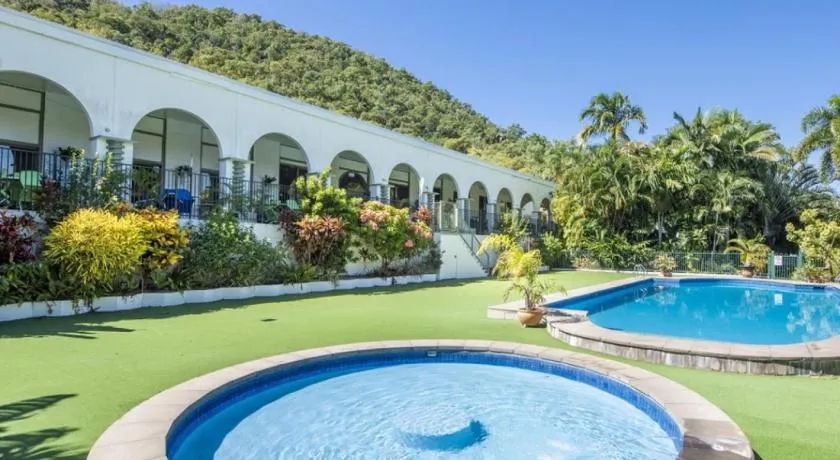 AFFORDABLE ISLAND ESCAPE! Queen Studio, Nelly Bay - Image 1