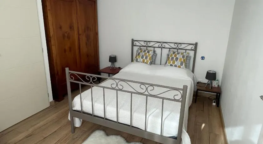 Chambre dans villa récent - Image 1