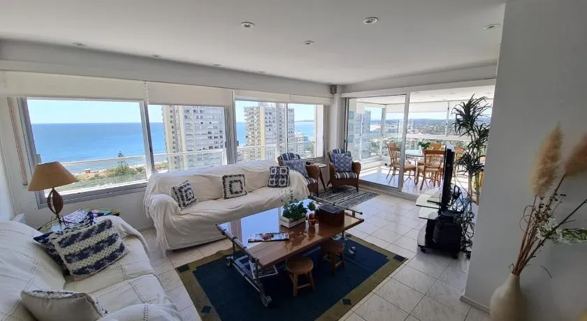 Apartamento frente ao mar Punta del Este - Image 1
