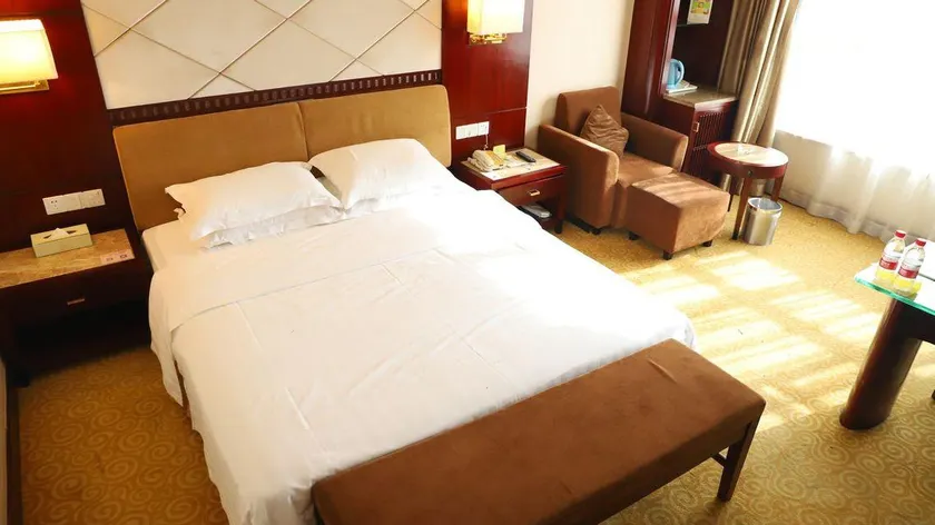 Vienna International Hotel Dongguan Changping Tian'ehu Road - Image 1