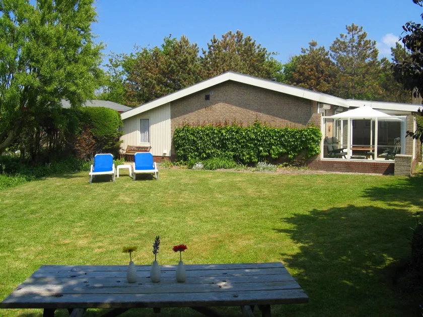Holiday Home in Julianadorp near Beach - Image 1
