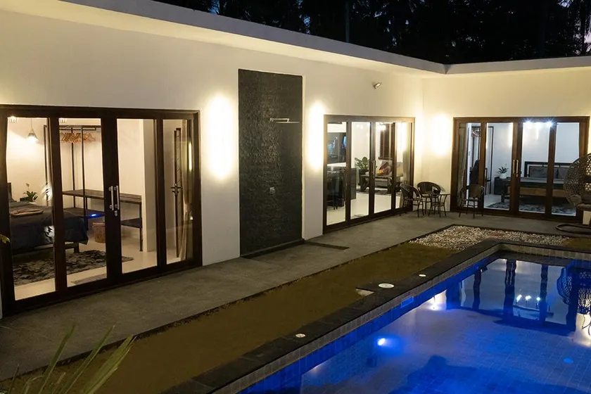 Ozzy villa phangan - Image 1