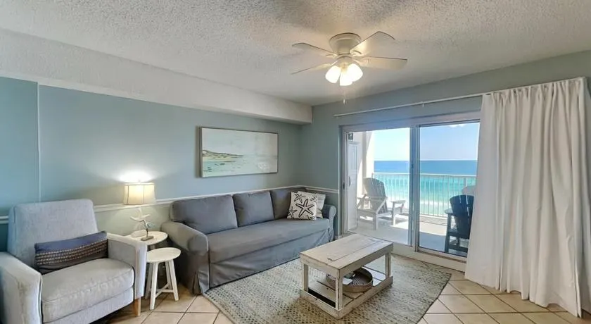 Tradewinds #702 - Image 1