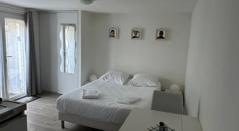Studio calme et indépendant proche Tours - Image 1