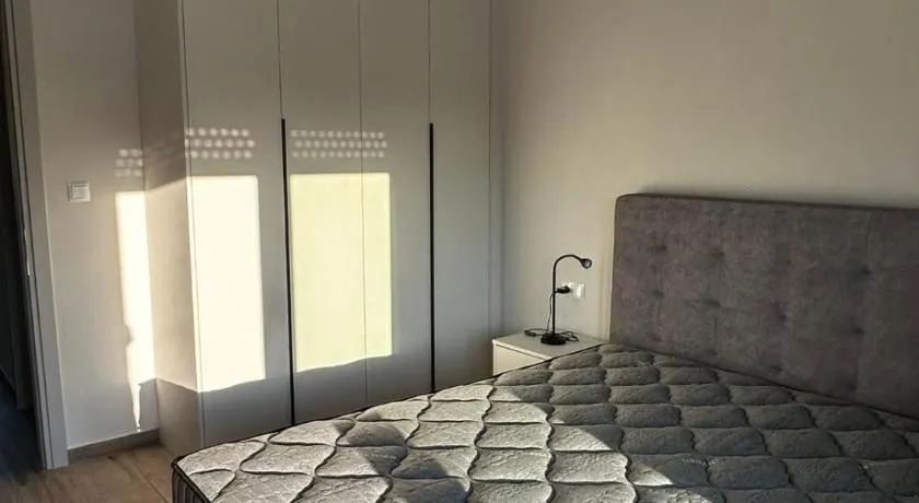 Glyfas Apartments A - Image 1