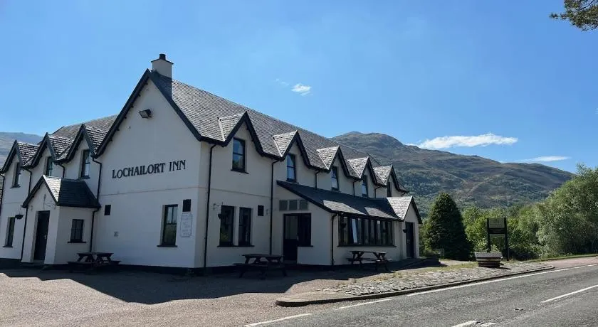 Lochailort Inn - Image 1