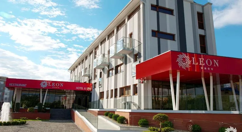 Hotel Leon & Spa - Image 1