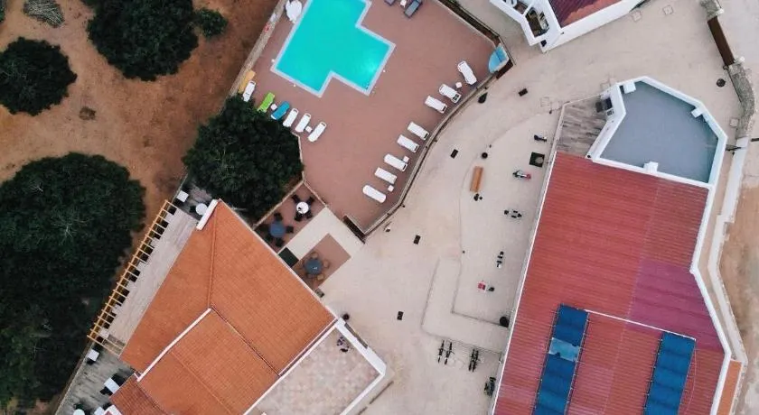 Sagres Sun Stay - Surf Camp & Hostel - Image 1
