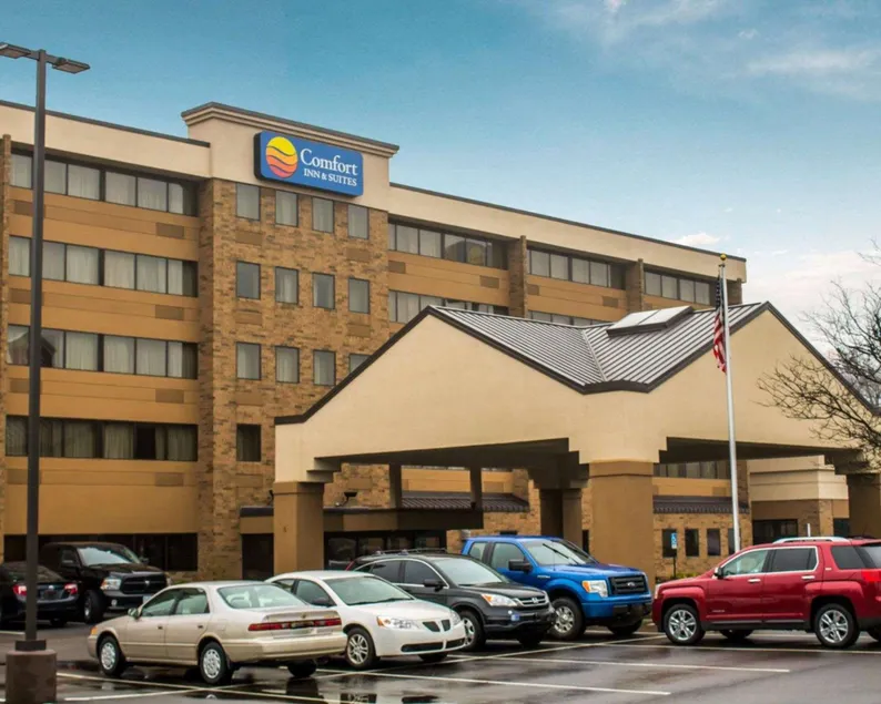 Garner Hotel Wadsworth By IHG - Image 1