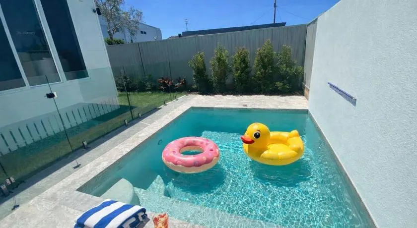Your Buddina Escape - Swim, Sip and Unwind by the Pool - Image 1