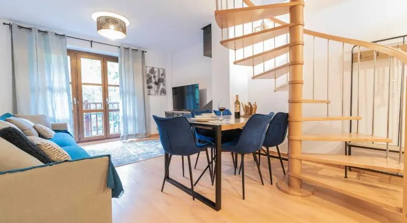 LOIRA CASA SANCHINES: Cálido dúplex en Benasque - Image 1