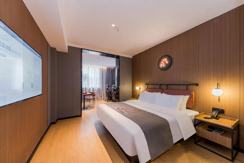 YUNIK-Ma'anshan Jiefang Road Esports Hotel - Image 1