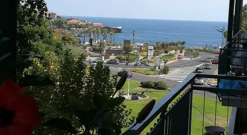 Luxurious Street Apartments - Image 1