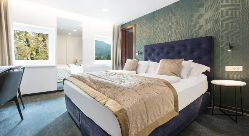 Garni Hotel Cirman - Image 1