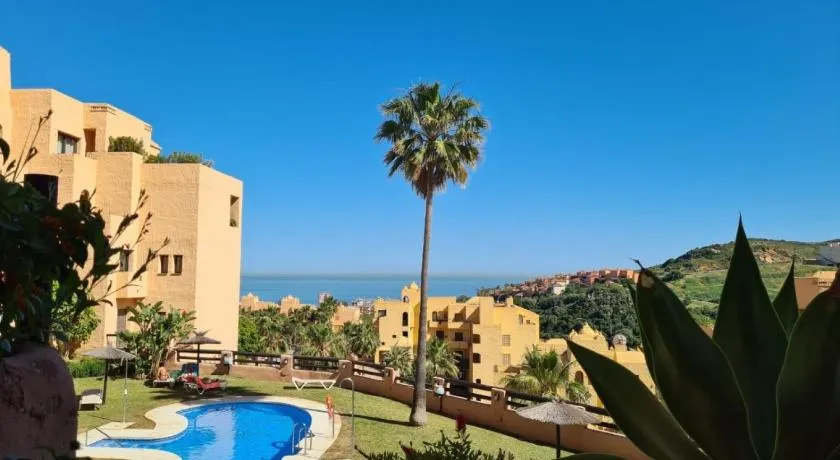 Hervorragende Ferienwohnung mit 2 Betten in Duquesa mit Gemeinschaftspool, Terrasse und WLAN - Image 1