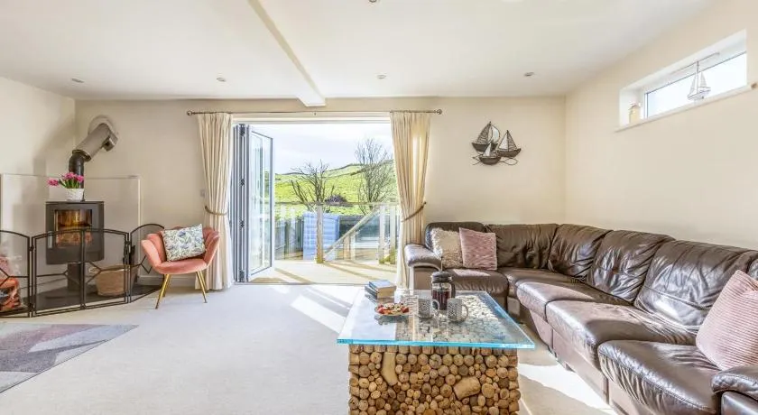 4 Bed in Mortehoe oc-sthrow - Image 1