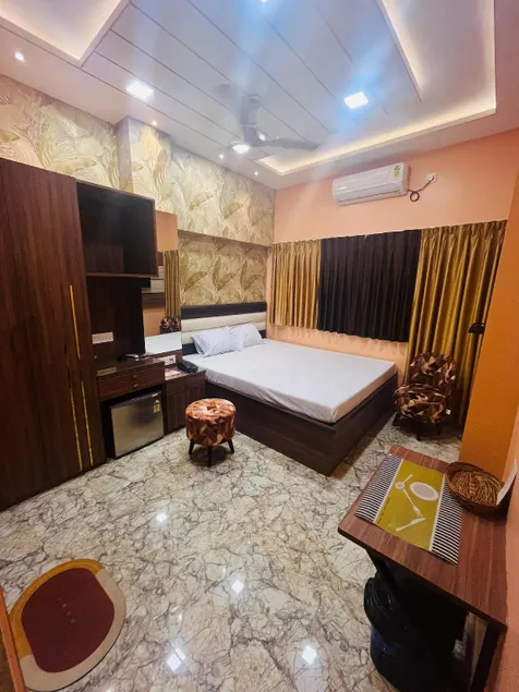 SAMPRITI GUEST HOUSE - Image 1