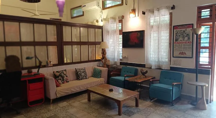 Artistic Abode - Image 1