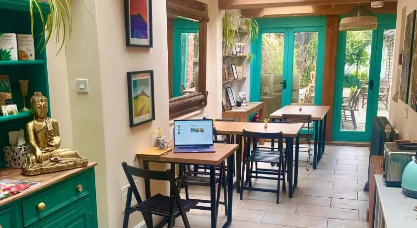 The Dragonfly Guesthouse - SELF CATERED - Image 1