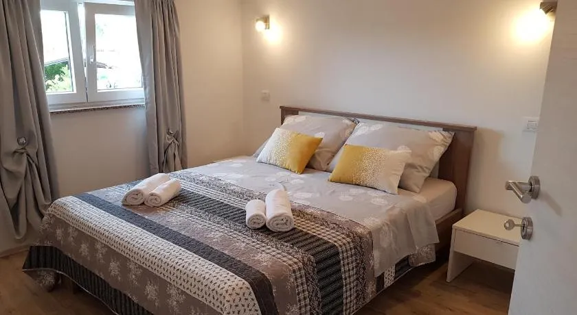 Apartmani Nora Štinjan - Image 1