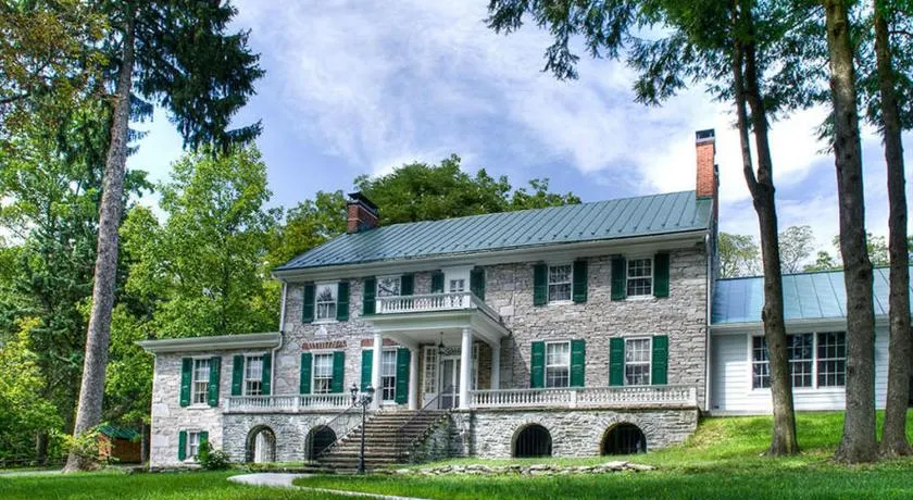 Stocks Manor Bed and Breakfast - Image 1