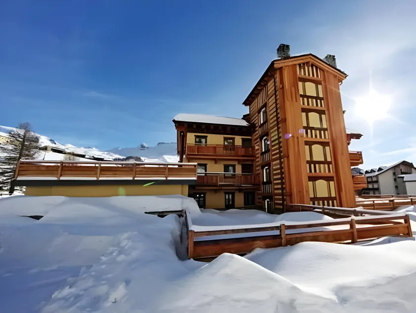 Hotel Miravidi a Cervinia - Image 1