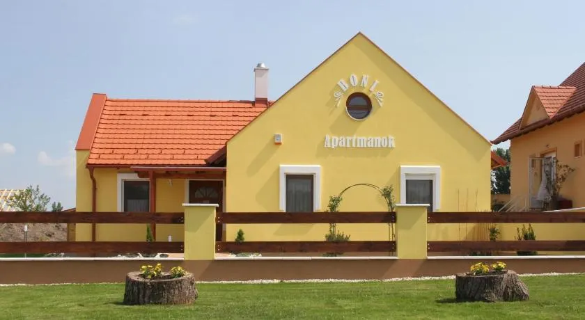 BONI APARTMAN Hegykő - Image 1