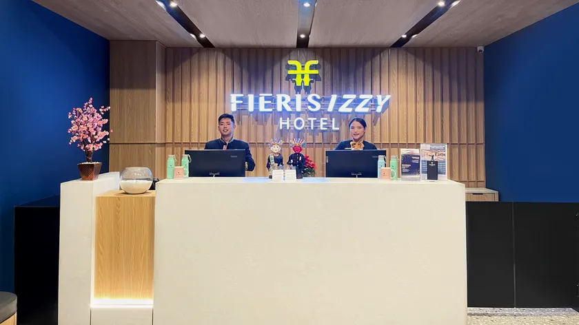 FIERIS IZZY - Image 1