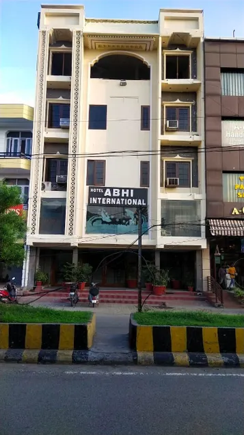 Hotel Abhi international - Image 1