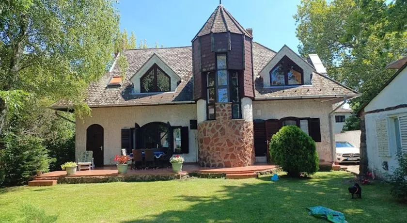 Radnóti Home - Image 1