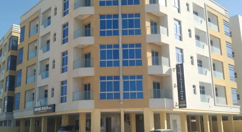 Marine Beach Apartment - Image 1