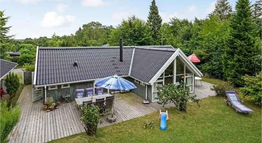 Lovely Home In Tisvildeleje With Wifi - Image 1