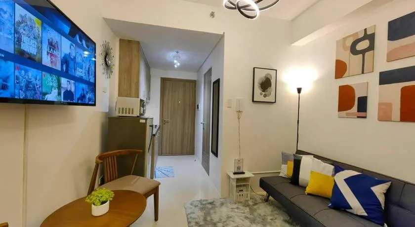 Citispace 1BR Condotel Suite at FAME Residences #FM09A - Image 1