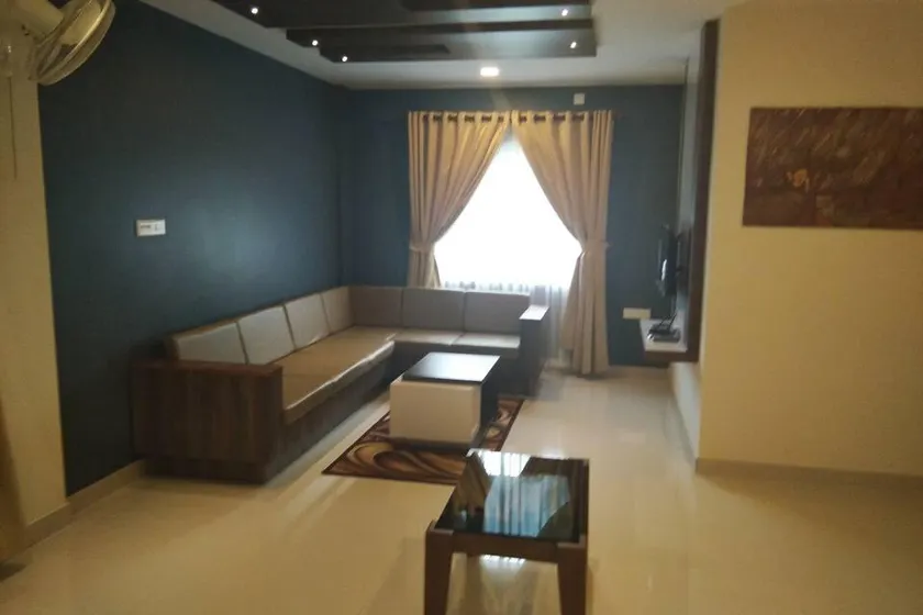 Hotel Rithu Regency - Image 1