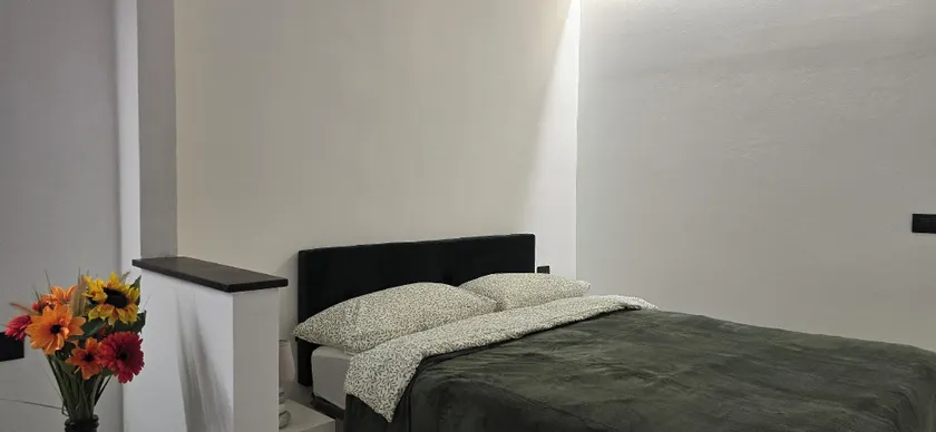The white cave- Bluchalet - Image 1