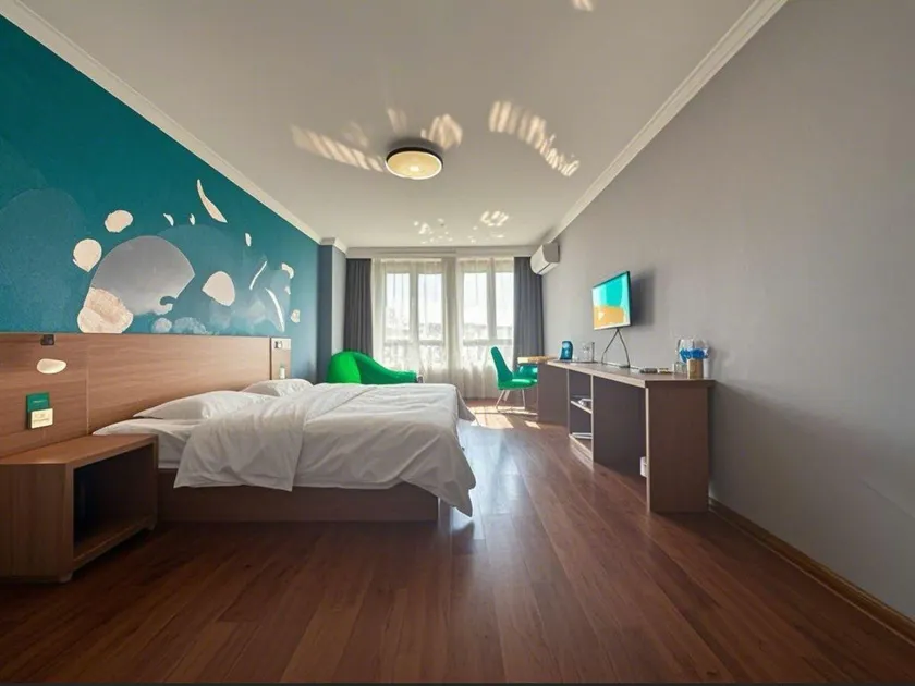 Shell Hotel (Tianjin Huabei Group Metro Station Branch) - Image 1