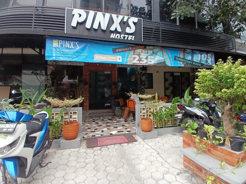 PINX'S HOSTEL - Image 1