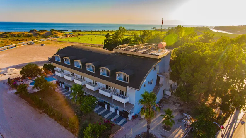 Prenses Sealine Beach Hotel - Image 1