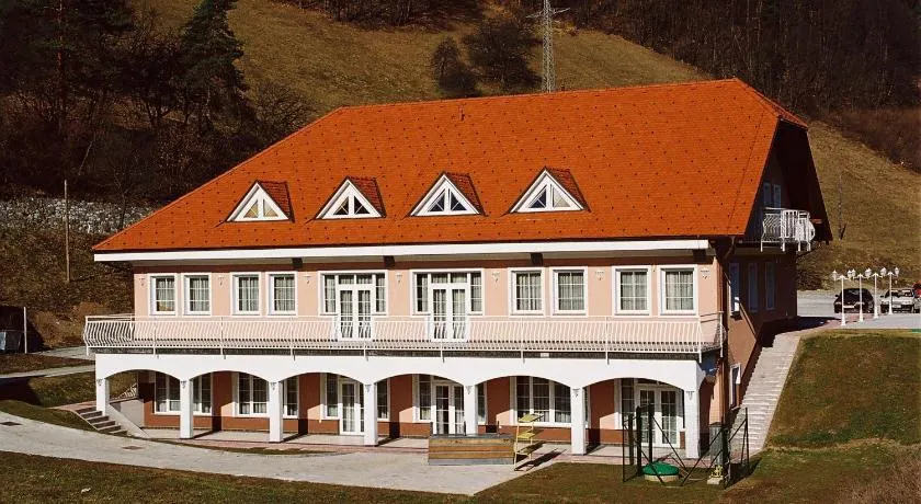 Rooms Hochkraut - Image 1